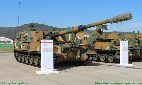 Theo Army Recognition dẫn thông tin từ Bộ Quốc phòng Estonia ngày 26/6 cho biết, nước này đã ký hợp đồng có tổng giá trị lên tới 46 triệu euro với Công ty Quốc phòng Hanwha của Hàn Quốc về việc mua 12 hệ thống pháo tự hành K9 Thunder 155 mm. Ảnh: AR.