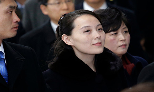 Cũng giống như nhiều thành viên khác trong gia tộc họ Kim, tuổi tác của bà Kim Yo Jong, em gái nhà lãnh đạo Kim Jong-un, luôn được giữ bí mật. Tuy nhiên, theo Business Insider, tuổi của bà Kim Yo Jong trong khoảng từ 29 đến 31. (Nguồn: Business Insider)