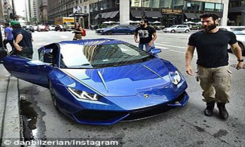 Khi Dan đang ở New York, Mỹ thì những tên trộm đã đột nhập vào căn biệt thự của anh ở Los Angeles vào ngày 4/9.