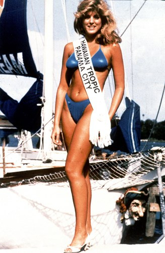 Marla Maples là nữ hoàng sắc đẹp Georgia. Cô đã mô tả Trump là "người đàn ông hấp dẫn nhất mà tôi từng gặp" vào năm 1990, trước khi kết hôn với Trump năm 1993. Hai người ly dị vào năm 1999, nhưng Maples nói với tạp chí People vào năm 2013 rằng cô vẫn còn yêu Trump.