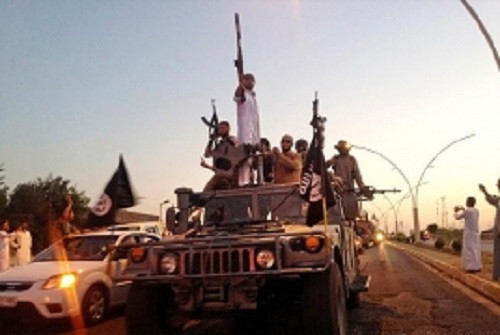 “Ngày 12/1, các tay súng IS nã đạn pháo dồn dập vào căn cứ của phiến quân Jaysh al-Islam ở khu Zein phía nam quận Yalda nhằm trả đũa lần chúng bị đột kích cũng tại khu vực này cách đây 8 ngày”, nguồn tin cho hay. Ảnh: panarmenian.
