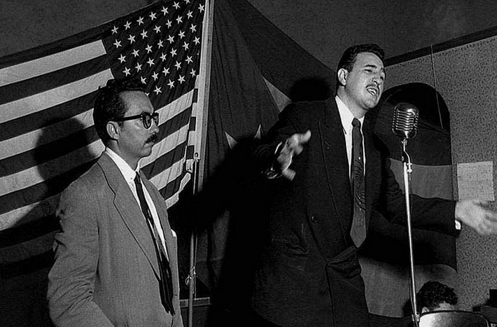 Hồi tháng 11/1955, Fidel Castro phát biểu tại thành phố New York (Mỹ) để kêu gọi ủng hộ cho một tổ chức cách mạng do ông lãnh đạo.
