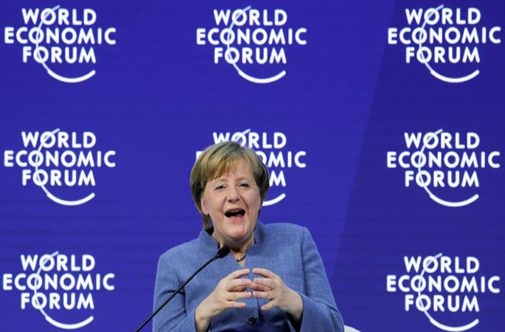 Diễn đàn Kinh tế Thế giới 2018 đã khai mạc tại Davos, Thụy Sĩ, hôm 23/1 và kéo dài đến ngày 26/1. WEF năm nay có sự tham dự của khoảng 3.000 người, trong đó có nhiều nguyên thủ quốc gia, đặc biệt là Tổng thống Mỹ, Thủ tướng Đức,... cùng các tỷ phú, lãnh đạo doanh nghiệp hàng đầu trên khắp thế giới. (Nguồn ảnh: Reuters)