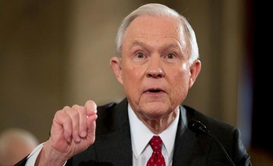 Được biết, ông Jeff Sessions sinh ngày 24/12/1946 tại Selma, bang Alabama. Ông là một chính trị gia và luật sư người Mỹ. Ảnh: lgbtqnation.com.