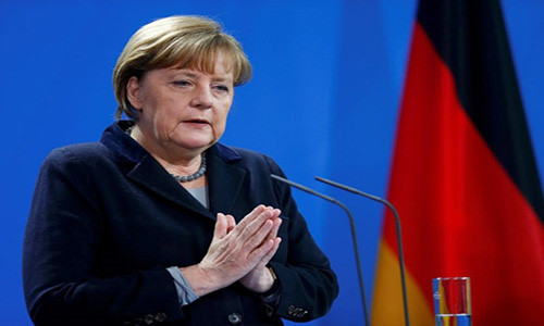 Ngày 29/10, Thủ tướng Đức Angela Merkel tuyên bố sẽ không tái tranh cử vị trí Chủ tịch Đảng Dân chủ Cơ Đốc giáo (CDU) tại hội nghị vào tháng 12 tới. Sau quyết định của Thủ tướng Merkel, dư luận đang rất quan tâm việc ai sẽ người có khả năng kế nhiệm bà làm lãnh đạo CDU. Hiện nay có 3 chính trị gia được coi là ứng viên sáng giá thay thế bà Merkel, bao gồm bà Annegret Kramp-Karrenbauer, chính trị gia Jens Spahn và ông Friedrich Merz. Ảnh: Reuters.