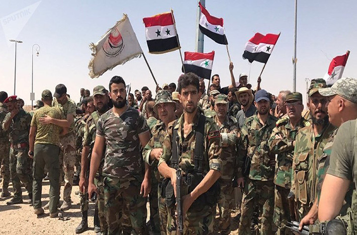 Hiện tại, hàng nghìn binh sĩ Syria cùng các phương tiện quân sự, xe tăng đang được điều động tới khu vực tiền tuyến phía đông nam tỉnh Idlib. Ảnh: Sputnik.