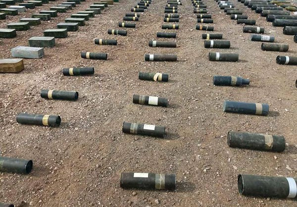 Trước đó, Quân đội Syria cũng phát hiện một lượng lớn vũ khí và trang thiết bị quân sự, trong đó có nhiều loại vũ khí do Mỹ và Israel sản xuất, mà nhóm phiến quân bỏ lại tại tỉnh Daraa.