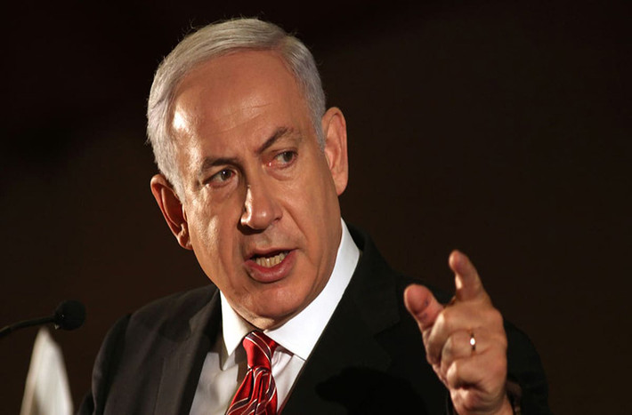 Trong khoảng thời gian 2003-2005, ông Netanyahu giữ chức vụ Bộ trưởng Tài chính Israel. Ông Netanyahu được bổ nhiệm làm Bộ trưởng Ngoại giao trong các khoảng thời gian từ tháng 11/2002 đến tháng 2/2003, từ tháng 12/2012 đến tháng 11/2013 và từ tháng 5/2015 đến nay. Ảnh: Daily Beast.