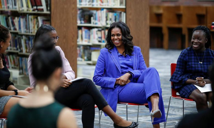 Becoming là cuốn sách thứ hai của bà Obama.