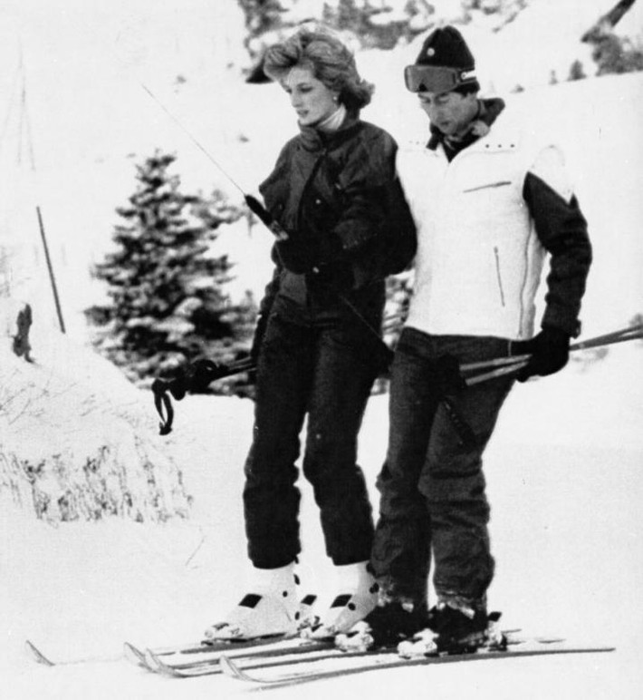 Thái tử Charles và Công nương Diana đi trượt tuyết trong kỳ nghỉ ở Vaduz, Lichtenstein, hồi tháng 1/1985.