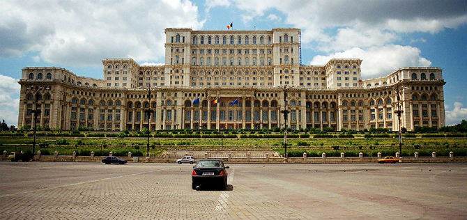 Cung điện ở Bucharest, Romania.