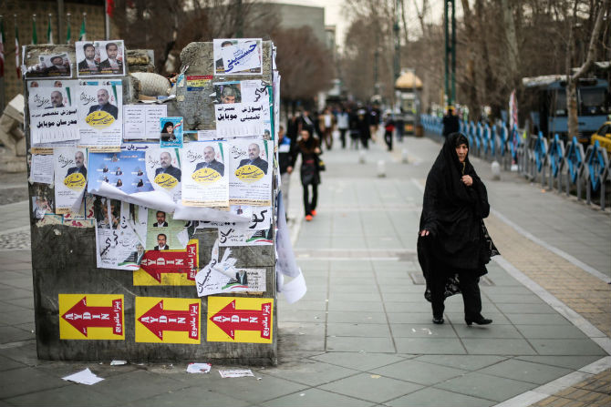 Tại thủ đô Tehran, ước tính 1.000 ứng viên cạnh tranh để giành 30 số ghế quốc hội được phân bổ cho thành phố này.