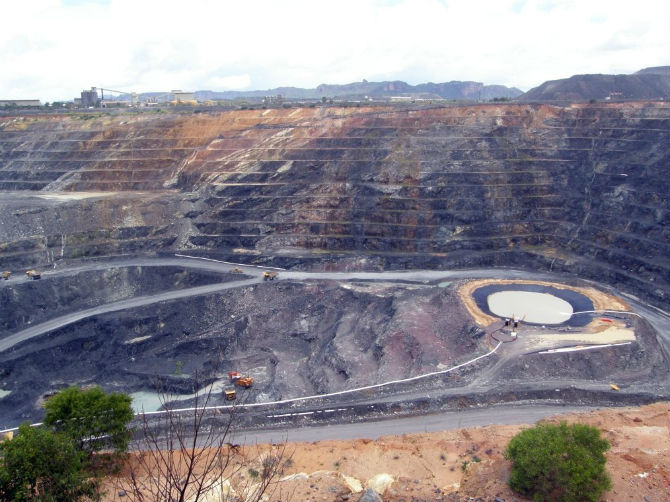 Australia là quốc gia sản xuất lượng uranium nhiều nhất thế giới.