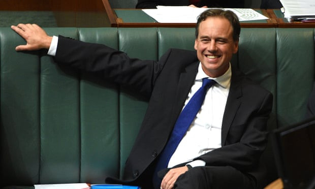 Bộ trưởng Y tế Australia Greg Hunt cho biết, việc tiêm vắc xin ngừa COVID-19 cho trẻ em từ 5 đến 11 tuổi phụ thuộc vào việc Pfizer nộp đơn xin cấp phép sử dụng vắc xin cho nhóm tuổi này tới cơ quan chức năng của Australia. Ảnh: APP.