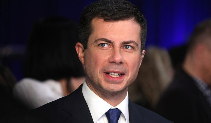 Trước đó, ứng viên Tổng thống Mỹ của Đảng Dân chủ Pete Buttigieg dẫn đầu trong cuộc bầu cử sơ bộ tại bang Iowa hôm 4/2 khi nhận được 26,9% số phiếu ủng hộ.