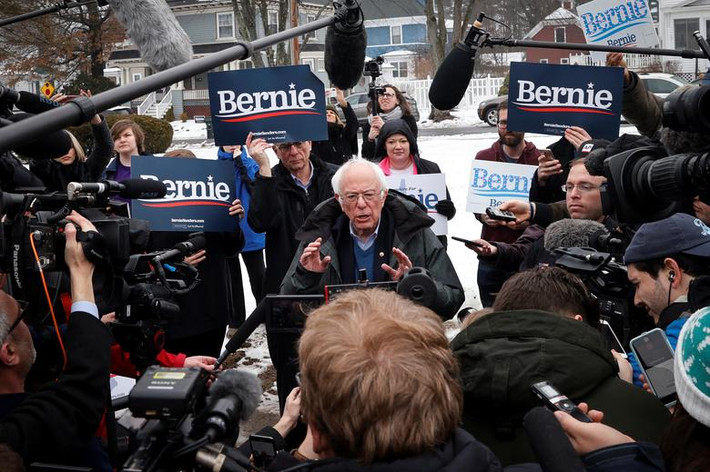 Tiếp đến là Thượng nghị sĩ Bernie Sanders với 25,1%. Thượng nghị sĩ Elizabeth Warren giành được 18,3% số phiếu ủng hộ, trong khi cựu Phó Tổng thống Joe Biden về thứ 4 với 15,6% và Thượng nghị sĩ Amy Klobuchar nhận được 12,6% số phiếu ủng hộ.
