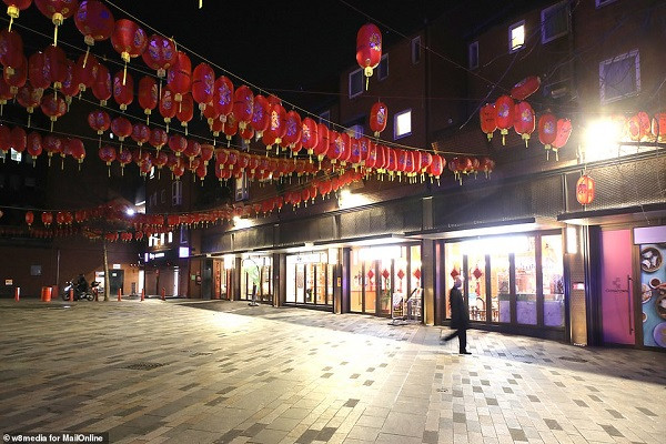 Người nhiễm Covid-19 ở London là một công dân Trung Quốc, hiện đã được chuyển vào điều trị tại Trung tâm Dịch vụ Y tế quốc gia (NHS) đặc biệt của thủ đô nước Anh.