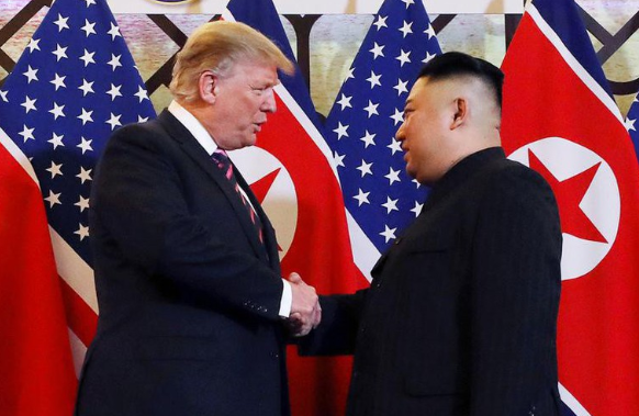 Hội nghị thượng đỉnh Mỹ-Triều tại Hà Nội giữa Tổng thống Donald Trump và nhà lãnh đạo Kim Jong-un là một trong số những sự kiện chính trị nổi bật nhất trong năm 2019. Hội nghị bắt đầu bằng cái bắt tay lịch sử giữa Tổng thống Trump và Chủ tịch Kim Jong-un tại khách sạn Metropole, Hà Nội (Việt Nam), vào lúc 18h30 tối 27/2.