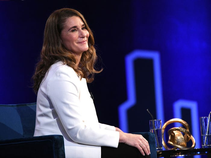 Melinda, vợ của tỷ phú Bill Gates, là người đồng sáng lập Quỹ Bill & Melinda Gates. Năm 2015, vợ chồng bà Melinda đã được Tổng thống Mỹ khi đó là Barack Obama trao tặng Huân chương Tự do của tổng thống vì những công việc từ thiện.