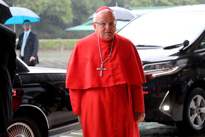 Hồng y Francesco Moterisi đại diện Tòa thánh Vatican tham dự buổi lễ còn lưu giữ nhiều yếu tố cổ xưa.