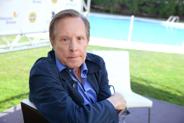 Năm 2012, đạo diễn William Friedkin (ảnh) đã kể lại cuộc gặp với Bateson trong thời gian hắn ta thụ án. Được biết, dựa trên câu chuyện của Bateson, đạo diễn Friedkin đã làm bộ phim mang tên Cruising, với nội dung kể về kẻ giết người hàng loạt chuyên nhắm vào những người đàn ông đồng tính ở New York. Ảnh: Wikimedia.