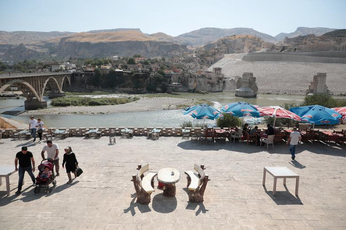 Những hình ảnh cuối trước khi thị trấn Hasankeyf 12.000 năm tuổi bị phá bỏ và thay thế bằng con đập lớn thứ 4 Thổ Nhĩ Kỳ. Mời độc giả xem thêm video: Thị trấn Mỹ bầu dê làm Thị trưởng (Nguồn: VTC14)