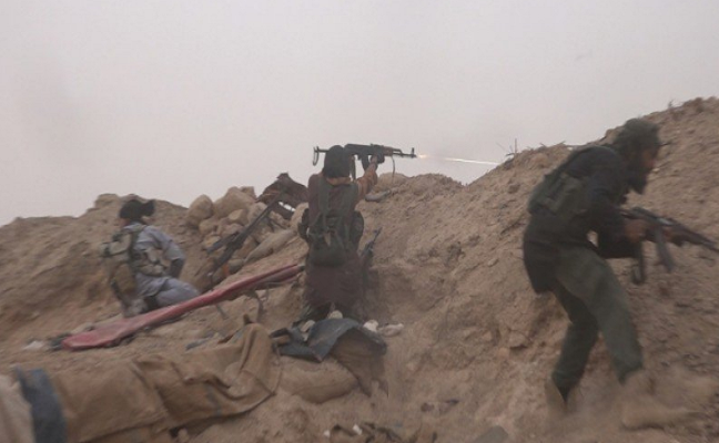 Ngoài ra, Quân đội Syria cũng bác bỏ mọi thông tin cho rằng phiến quân IS đã chiếm được al-Sukhnah từ tay lực lượng chính phủ Damascus. Ảnh: AMN.