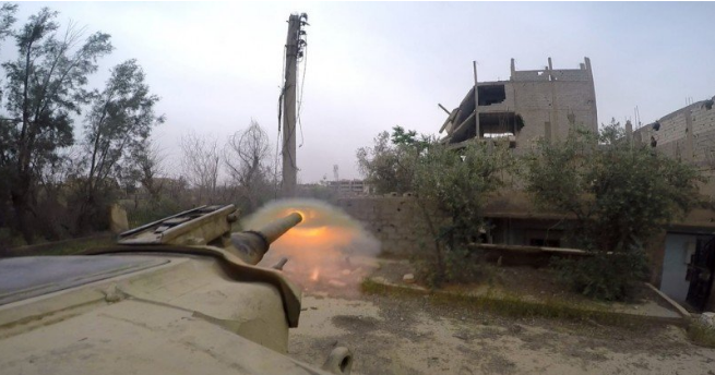 Nguồn tin cho biết thêm Quân đội Syria gần đây đã triển khai nhiều đơn vị tới khu vực này nhằm đảm bảo an toàn cho tuyến đường cao tốc Deir Ezzor-Sukhnah. Ảnh: AMN.