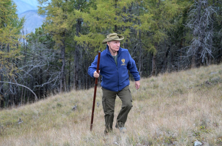 Năm ngoái, Tổng thống Putin kỷ niệm sinh nhật tại khu bảo tồn thiên nhiên Sayano-Shushensky.