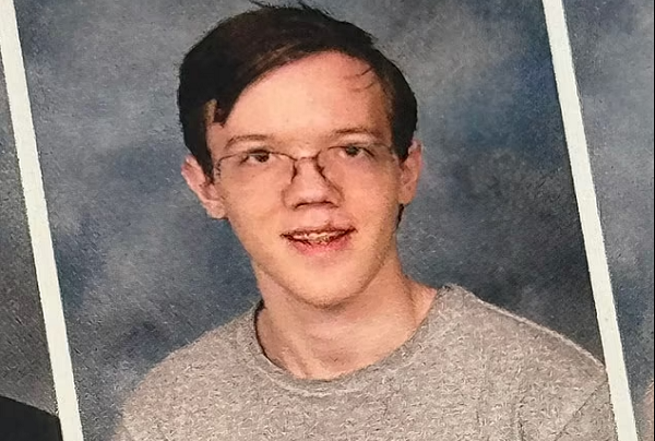 Kevin Rojek, người đứng đầu văn phòng FBI tại Pittsburgh, phát biểu trước các phóng viên trong cuộc họp báo: "Các điều tra viên tin rằng Crooks đã tham gia vào kế hoạch tấn công chi tiết". Ảnh: Tay súng Thomas Matthew Crooks.