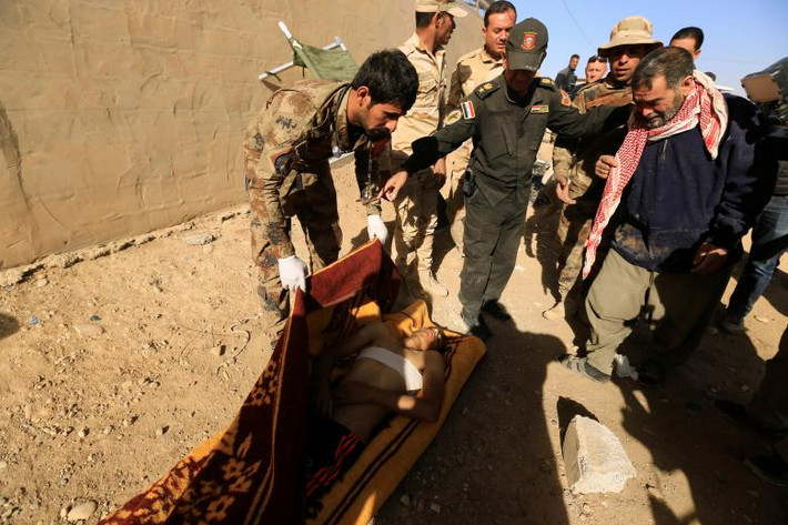 Một dân thường Iraq thiệt mạng do trúng đạn của tay súng bắn tỉa IS.