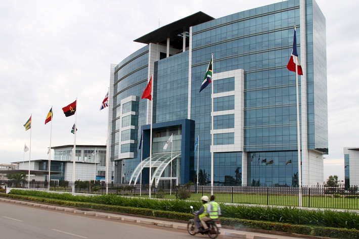 Togo, một quốc gia ở Tây Phi, có GDP đầu người là 1.545 USD.