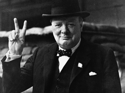 Tái đắc cử vị trí Thủ tướng Anh năm 1951, ông Churchill đã đưa ra những cải cách quan trọng trong nước. Có thể nói, trong lòng người dân Anh, Thủ tướng Churchill là một anh hùng dân tộc. Ảnh: NP.
