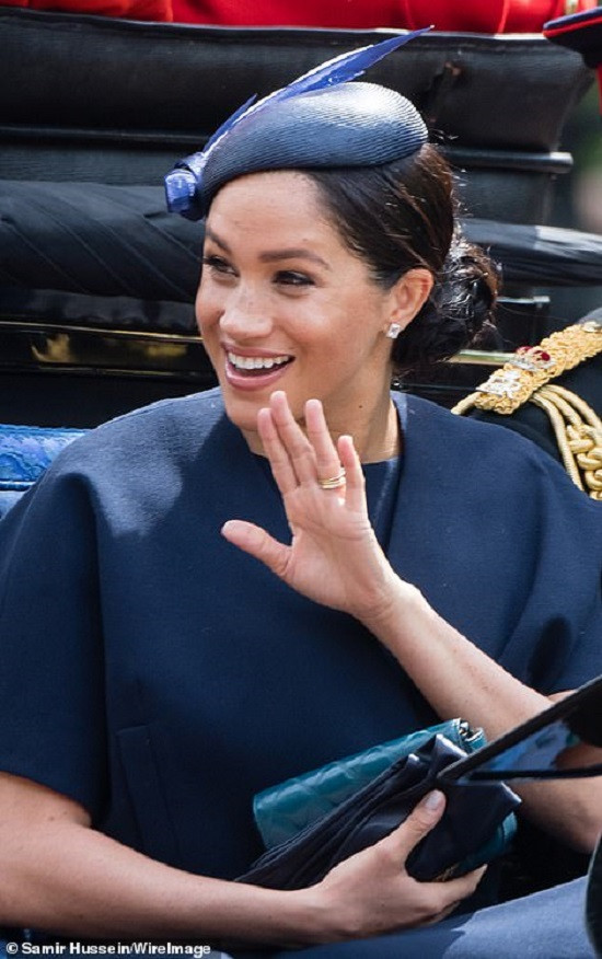 Công nương Meghan Markle nở nụ cười rạng rỡ. Ảnh: Daily Mail.