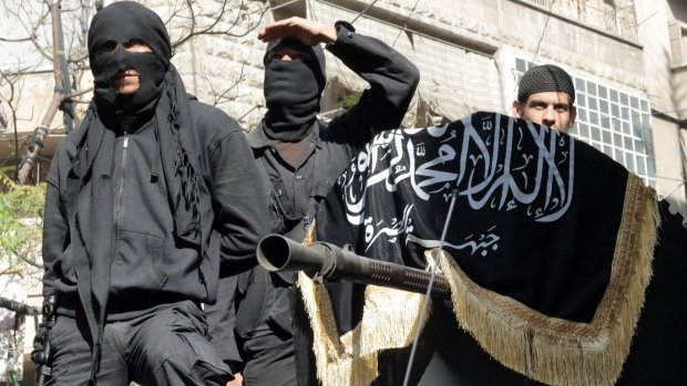 Đến ngày 7/6, các nhóm vũ trang đối lập từ khu vực giảm căng thẳng Idlib cũng bất ngờ tấn công căn cứ của lực lượng chính phủ Syria gần thị trấn Karnaz và Hamamiyat, tỉnh Hama. Ảnh: AMN.