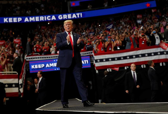 Ngày 18/6, Tổng thống Trump đã chính thức khởi động chiến dịch tái tranh cử vào Nhà Trắng năm 2020 với khẩu hiệu “Giữ cho nước Mỹ vĩ đại”. (Nguồn ảnh: Reuters)