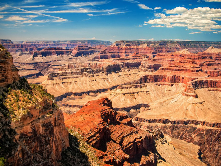 Hẻm núi Grand Canyon vĩ đại ở tiểu bang Arizona, Mỹ, cũng nằm trong những đệ nhất kỳ quan thiên nhiên của nhân loại.