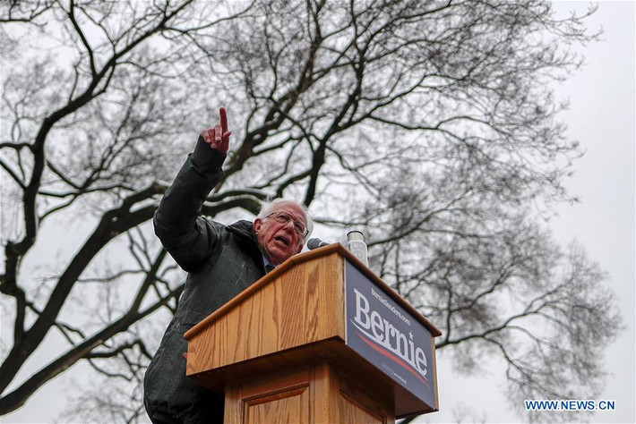Hồi năm 2016, ông Bernie từng thất bại trước cựu Ngoại trưởng Mỹ Hillary Clinton trong bầu cử sơ bộ của Đảng Dân chủ để trở thành đại diện của đảng này tham gia tranh cử Tổng thống Mỹ.