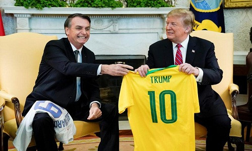 Trong tuyên bố trước khi lên đường thăm Mỹ, Tổng thống Bolsonaro cho biết một trong những mục đích chính trong chuyến công du tới Mỹ lần này của ông là ký một thỏa thuận cho phép Mỹ tiếp cận căn cứ phóng vệ tinh ở Brazil. Ngoài ra, nhà lãnh đạo Brazil dự kiến sẽ gặp Tổng Thư ký Tổ chức Các nước châu Mỹ (OAS) Luis Amagro và tham dự các diễn đàn thúc đẩy các cơ hội phát triển kinh tế tại Brazil.