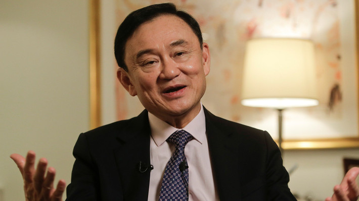 Vào tháng 7/1995, ông Thaksin là Phó Thủ tướng Thái Lan và giữ chức vụ này đến tháng 11/1997. Ông là lãnh đạo Đảng Thai Rak Thai trong khoảng thời gian từ tháng 7/1998 đến tháng 10/2006. Ảnh: CNN.