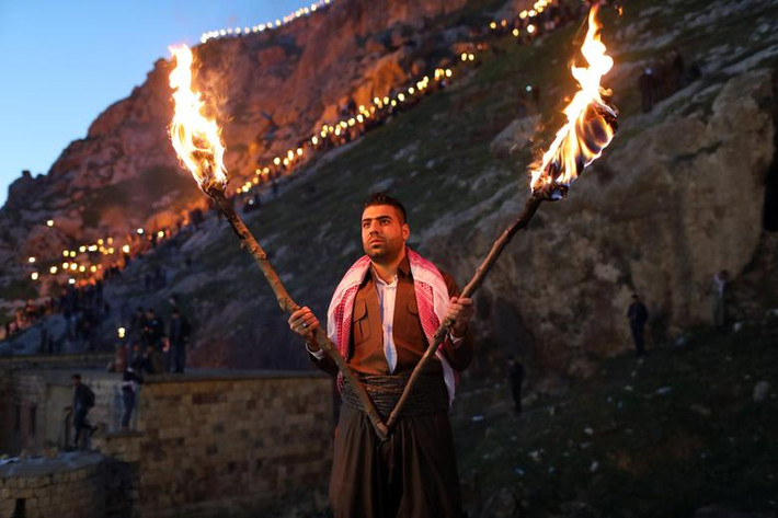 Năm 2010, Đại hội đồng Liên Hợp Quốc đã công nhận Ngày Quốc tế Nowruz, miêu tả đây là một lễ hội mùa xuân có nguồn gốc Ba Tư và đã được tổ chức trong trên 3.000 năm.
