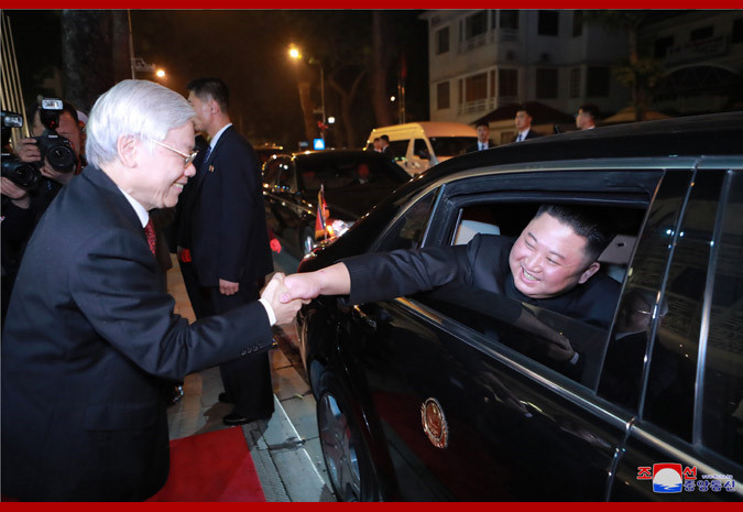Chủ tịch Kim Jong-un gửi lời cảm ơn chân thành đến Tổng bí thư Nguyễn Phú Trọng, vì "dù bận rộn nhưng đặc biệt quan tâm đến chuyến thăm của tôi và hết lòng tiếp đón tôi", ông Kim cũng cho biết sẽ ghi lại chuyến thăm làm chương trình chính trị trọng đại theo di chúc của thế hệ đi trước.