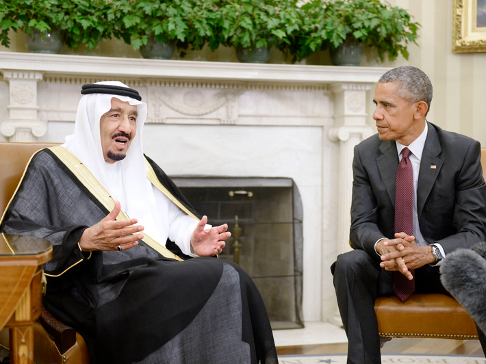 Quốc vương Saudi Arabia Salman bin Abdulaziz Al Saud sở hữu khối tài sản lên tới 17 tỷ USD. Cuộc sống giàu sang mà vị vua này có được là nhờ gia đình ông sở hữu một tập đoàn truyền thông, bao gồm nhật báo Asharq Al-Awsat và Al Eqtisadiah. Ảnh: BI.