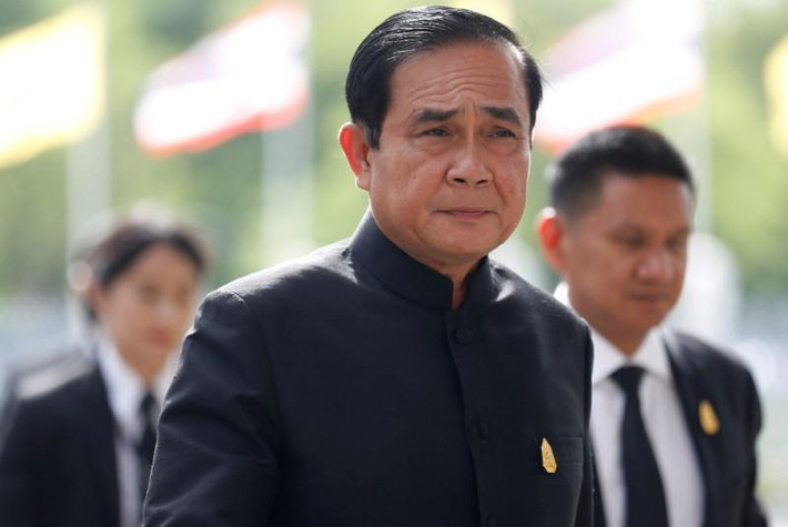 "Tôi cầu xin mọi người đừng gây ra hỗn loạn vào lúc này. Chúng ta sẽ giải quyết những vấn đề này cùng nhau", ông Prayuth nói với các phóng viên sau cuộc họp nội các ngày 4/8.