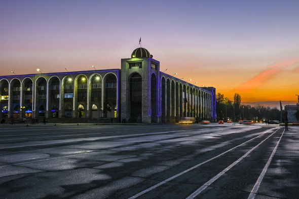 Đất nước Kyrgyzstan, tên chính thức là Cộng hòa Kyrgyzstan, là một quốc gia không giáp biển ở Trung Á. Thủ đô và thành phố lớn nhất của Kyrgyzstan là Bishkek. Ảnh: Getty.