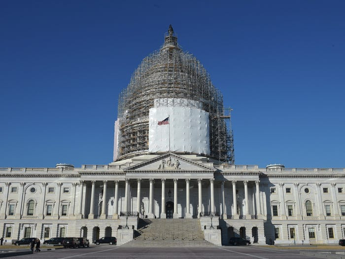 Lần trùng tu quy mô lớn gần đây nhất của Điện Capitol hoàn thành vào năm 2016.