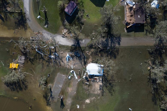 CNN đưa tin, New Jersey sẽ cử lực lượng tới Louisiana để hỗ trợ bang này trong hoạt động giải cứu và khắc phục hậu quả sau bão Laura.