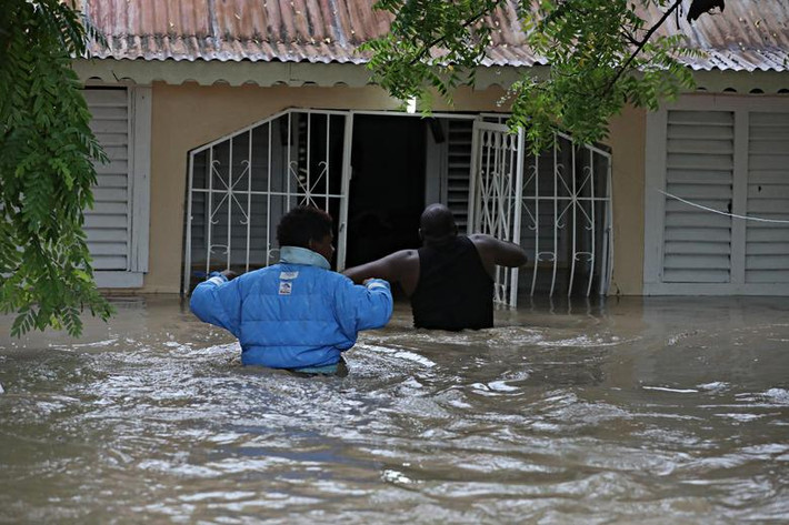 Bão Laua còn khiến 4 người thiệt mạng tại thủ đô Santo Domingo của Cộng hòa Dominica.