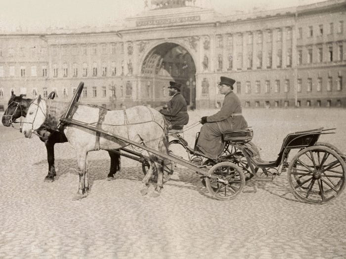 Vào những năm 1870, xe ngựa trở thành phương tiện giao thông phổ biến nhất.