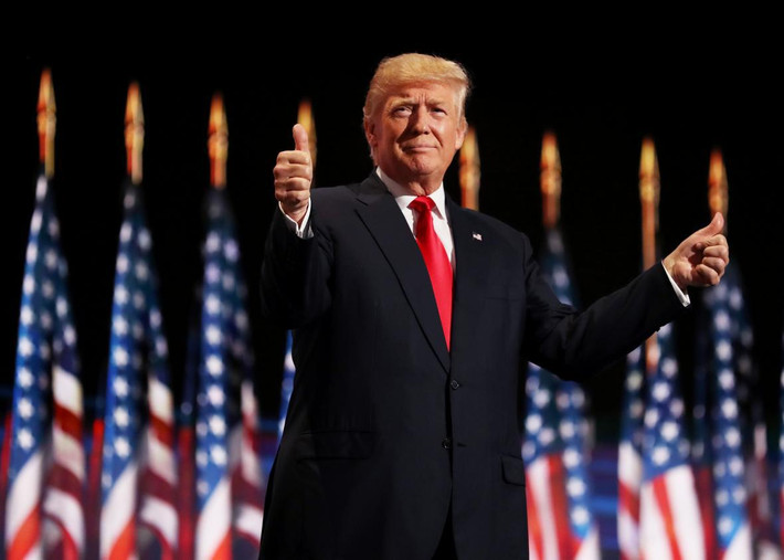 Hãng Reuters dẫn lời người phát ngôn chiến dịch tranh cử của ông Trump, Tim Murtaugh, ngày 15/8 cho biết, tổng số tiền mua quảng cáo trên mạng của đương kim Tổng thống Mỹ có thể lên đến hơn 10 triệu USD. Ảnh: Slate.